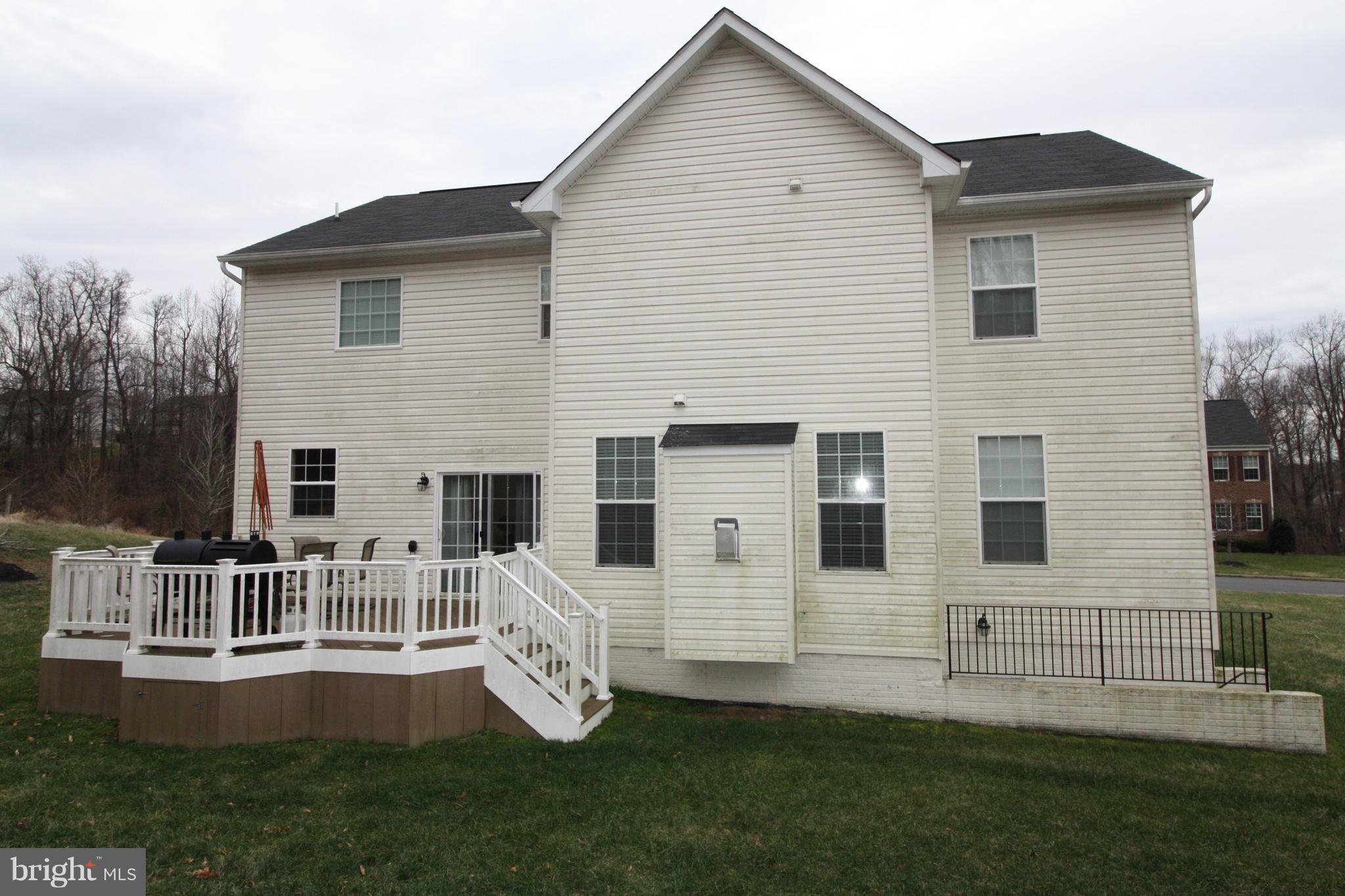 RIVERGATE ESTATES-PLAT F - Residential