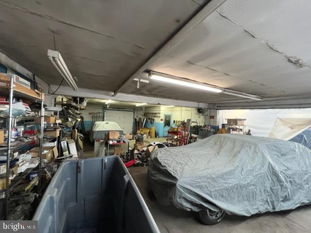 PHILADELPHIA (SOUTH) - Commercial Sale