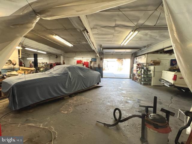 PHILADELPHIA (SOUTH) - Commercial Sale