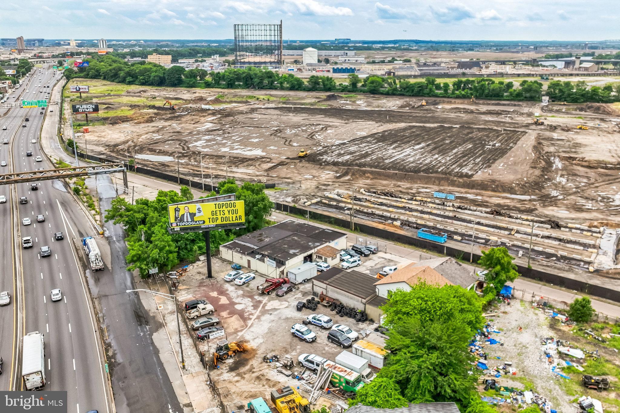 PHILADELPHIA (SOUTH) - Commercial Sale