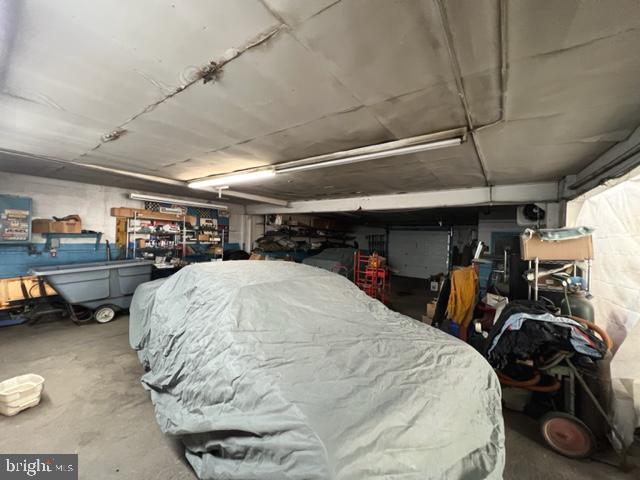 PHILADELPHIA (SOUTH) - Commercial Sale