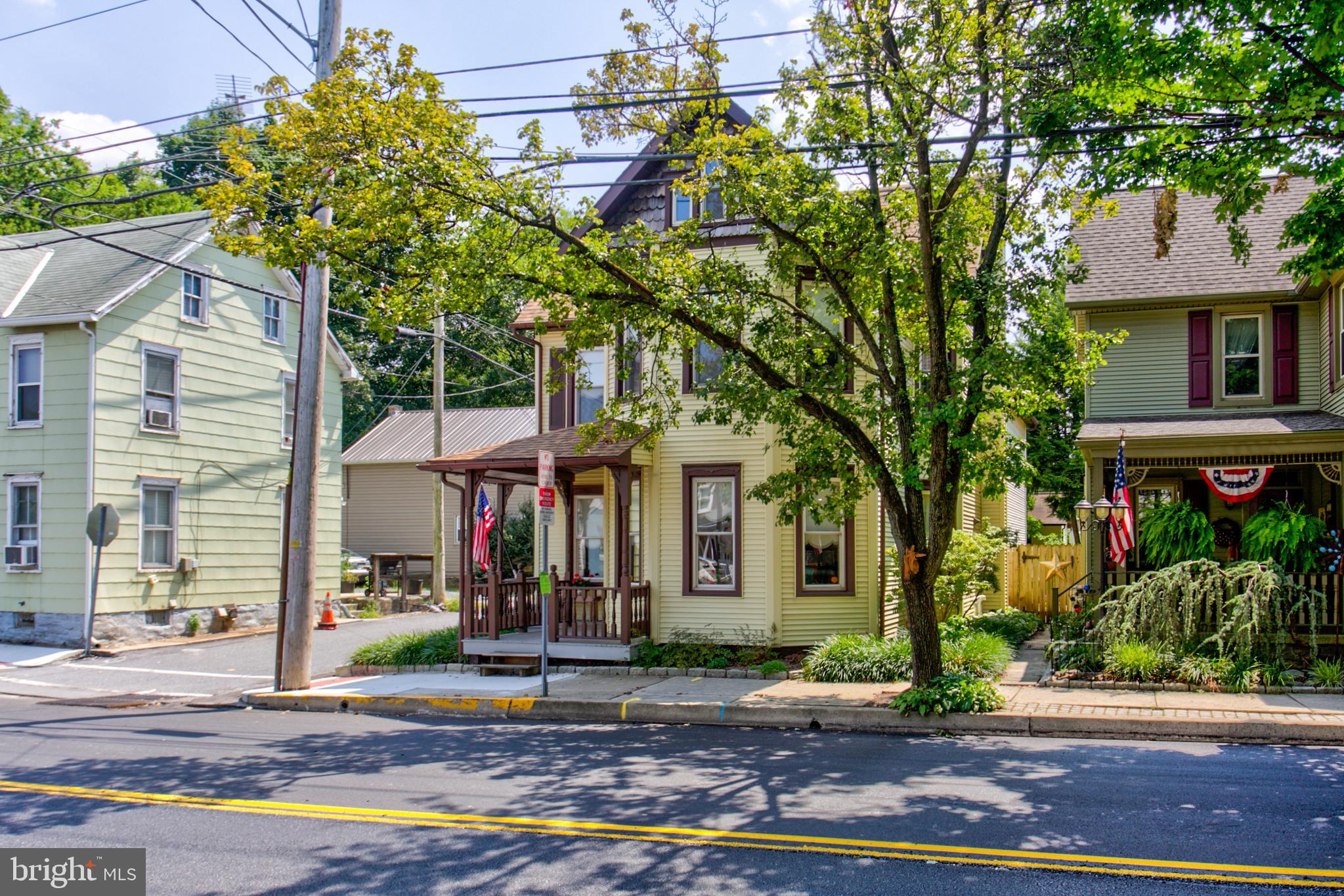 LITITZ BOROUGH - Residential