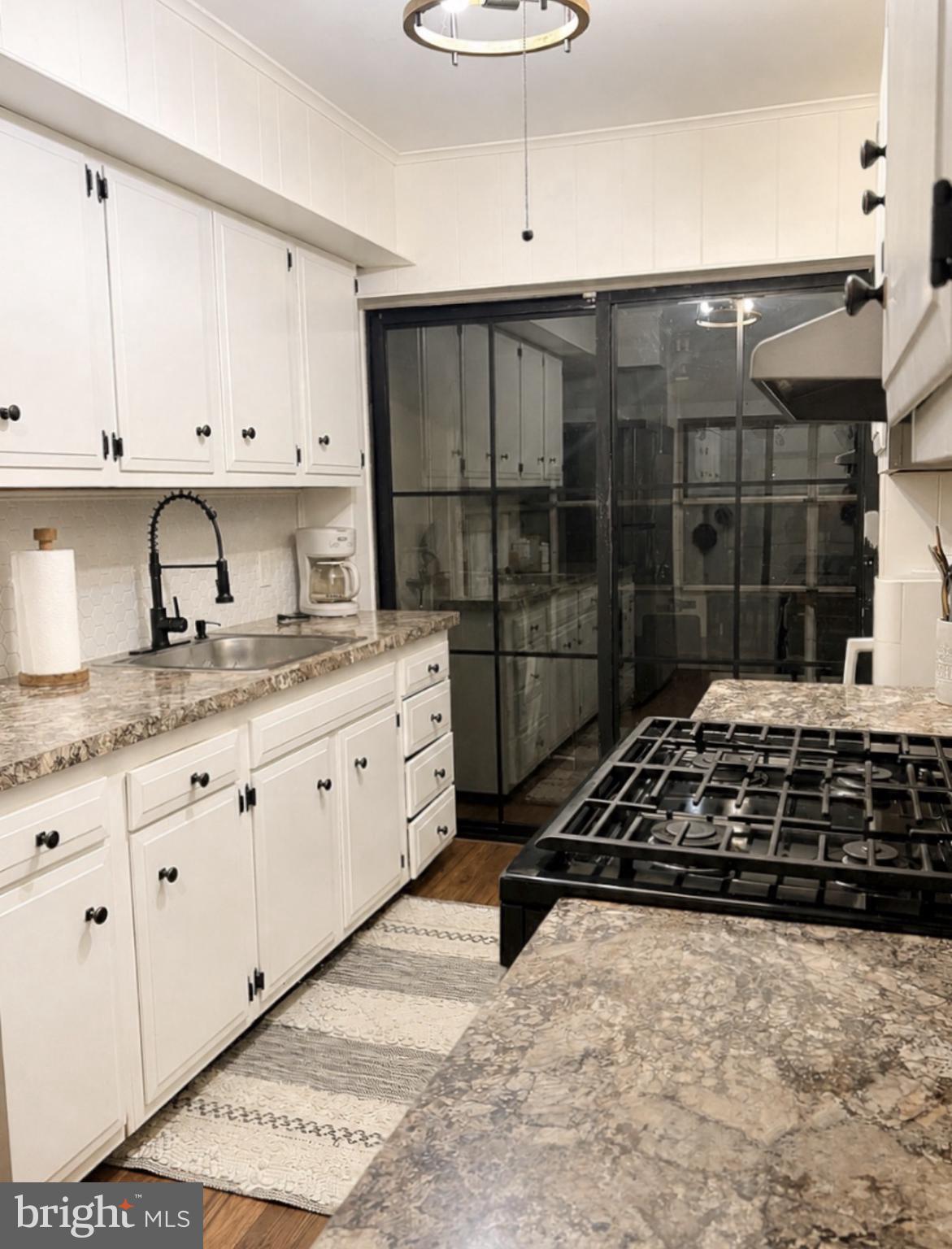 WESTINGHOUSE VLG - Residential