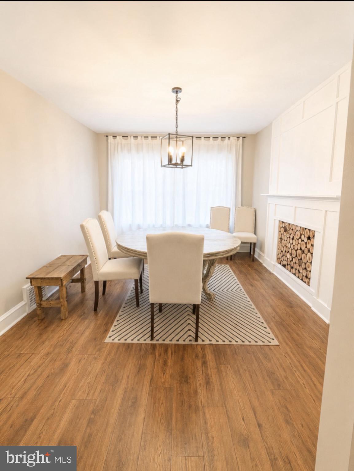 WESTINGHOUSE VLG - Residential