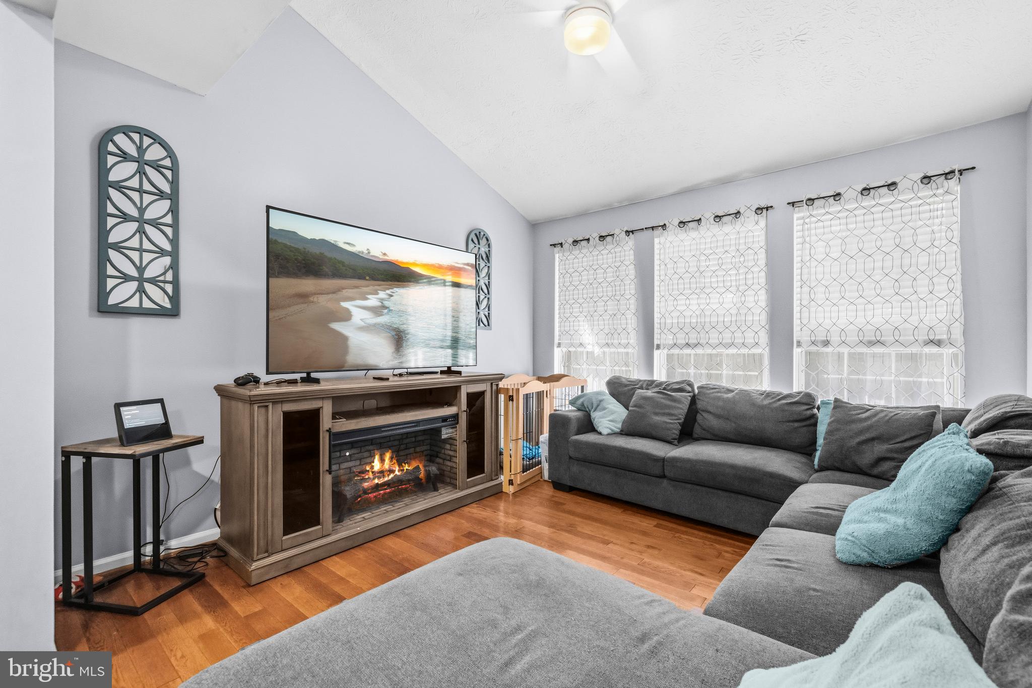 FOX CHASE - Residential