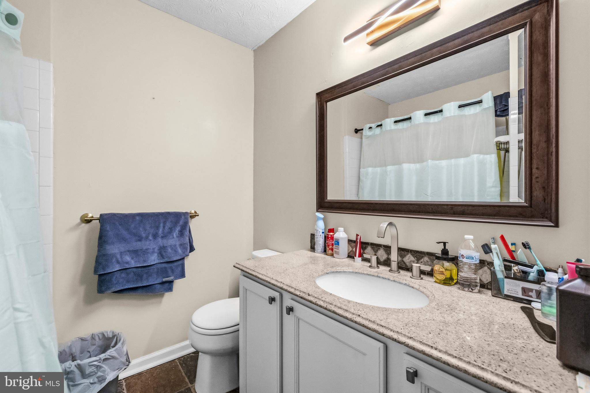 FOX CHASE - Residential