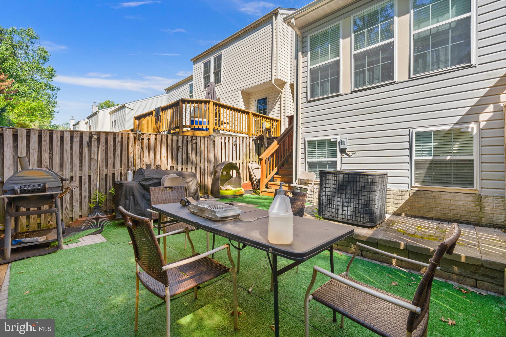 FOX CHASE - Residential