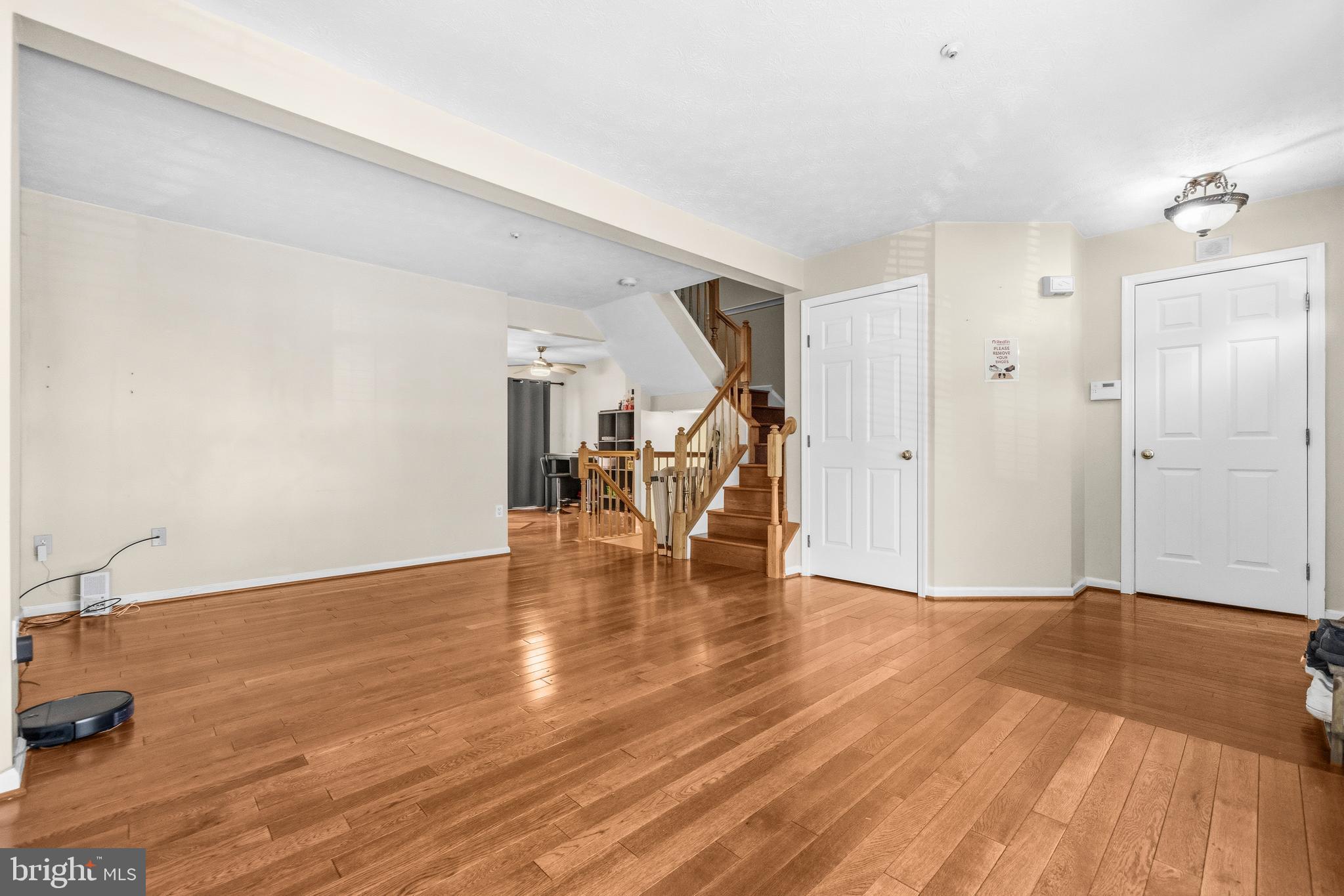 FOX CHASE - Residential
