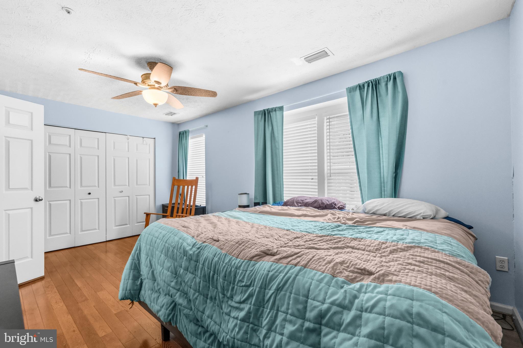 FOX CHASE - Residential