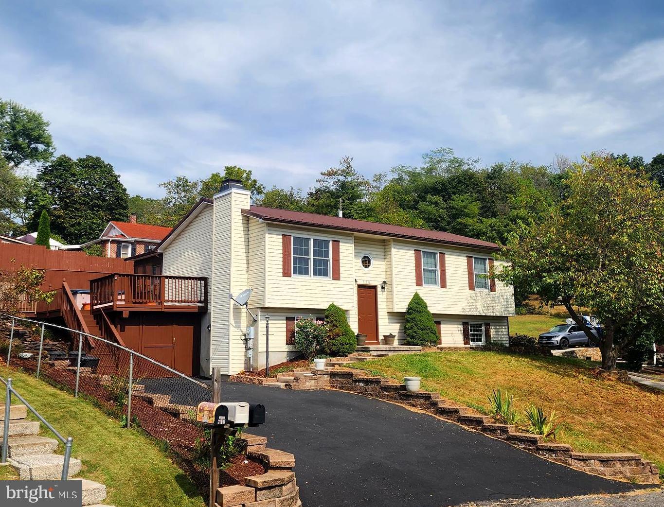 BELLEVUE - Residential