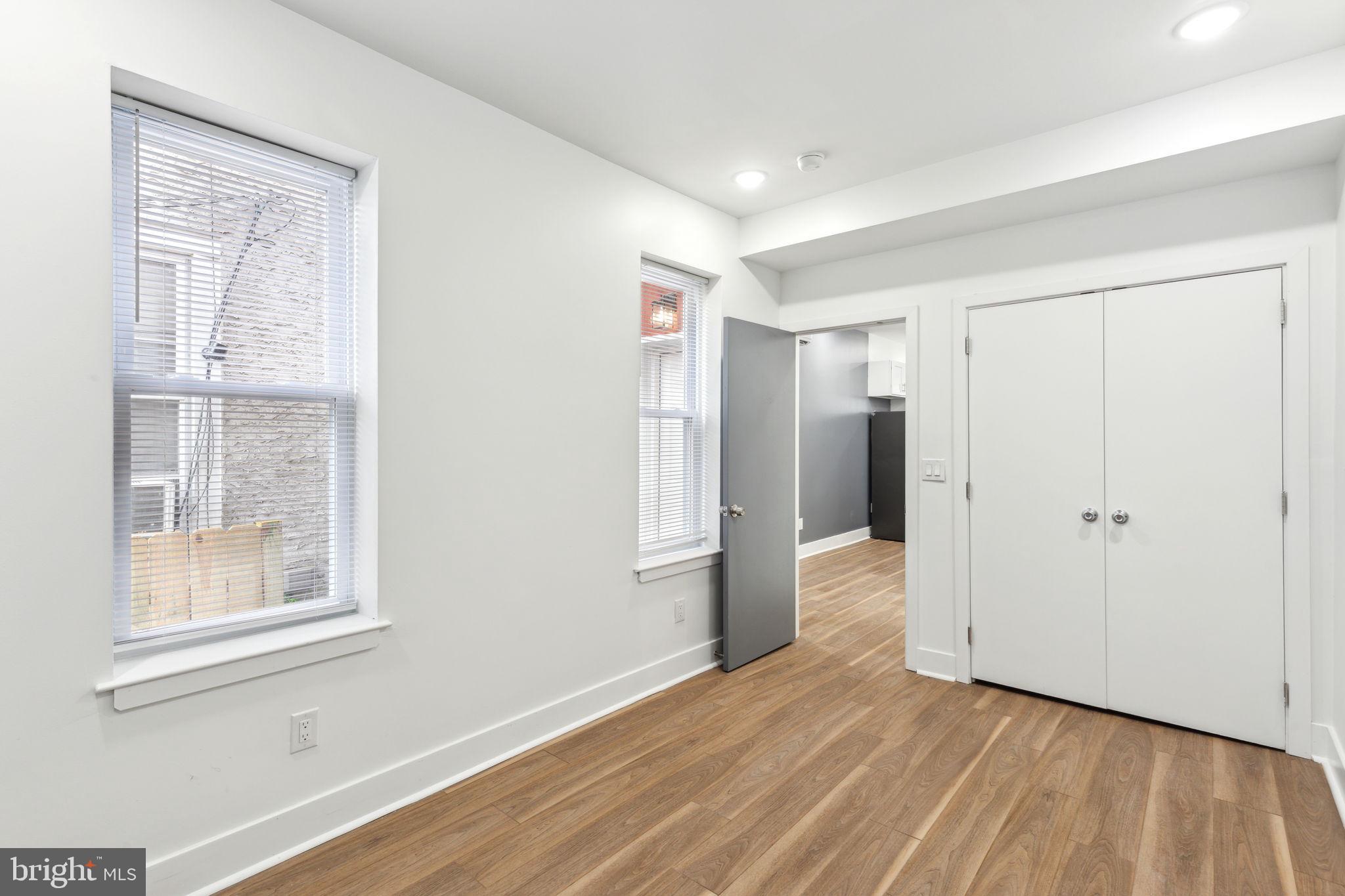 CARROLL PARK - Residential Income