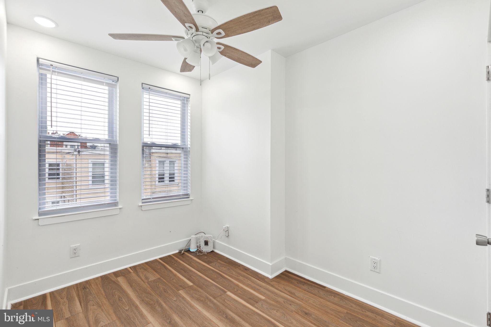 CARROLL PARK - Residential Income