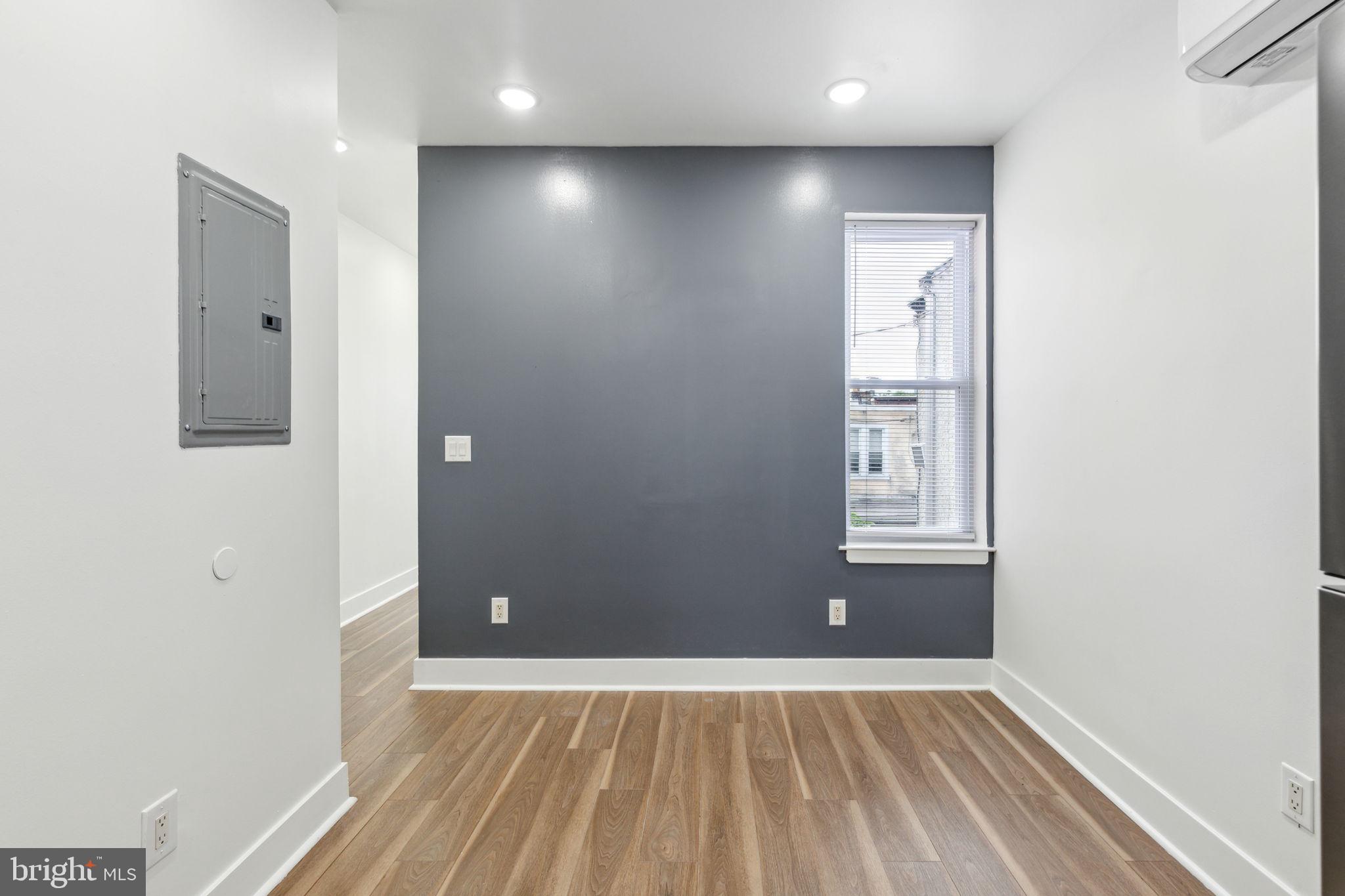 CARROLL PARK - Residential Income