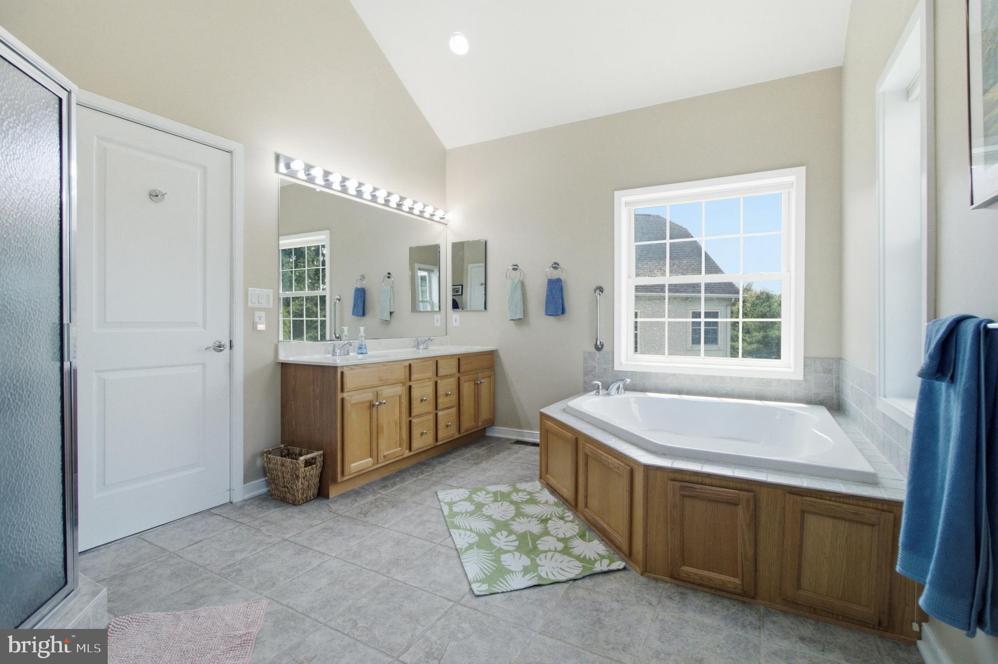 COBBLE CREEK MANOR II - Residential