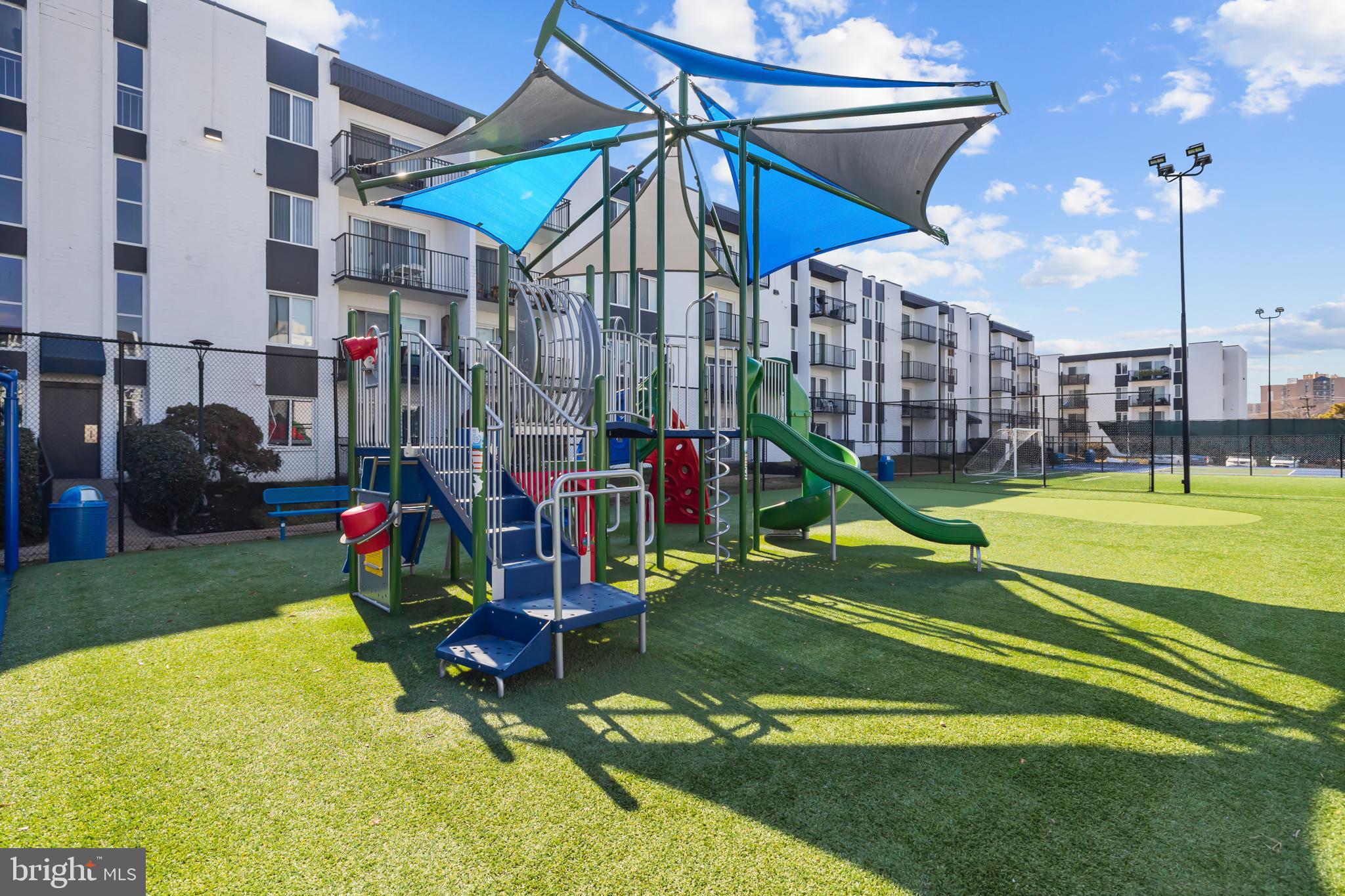 WEST END CONDOS - Residential