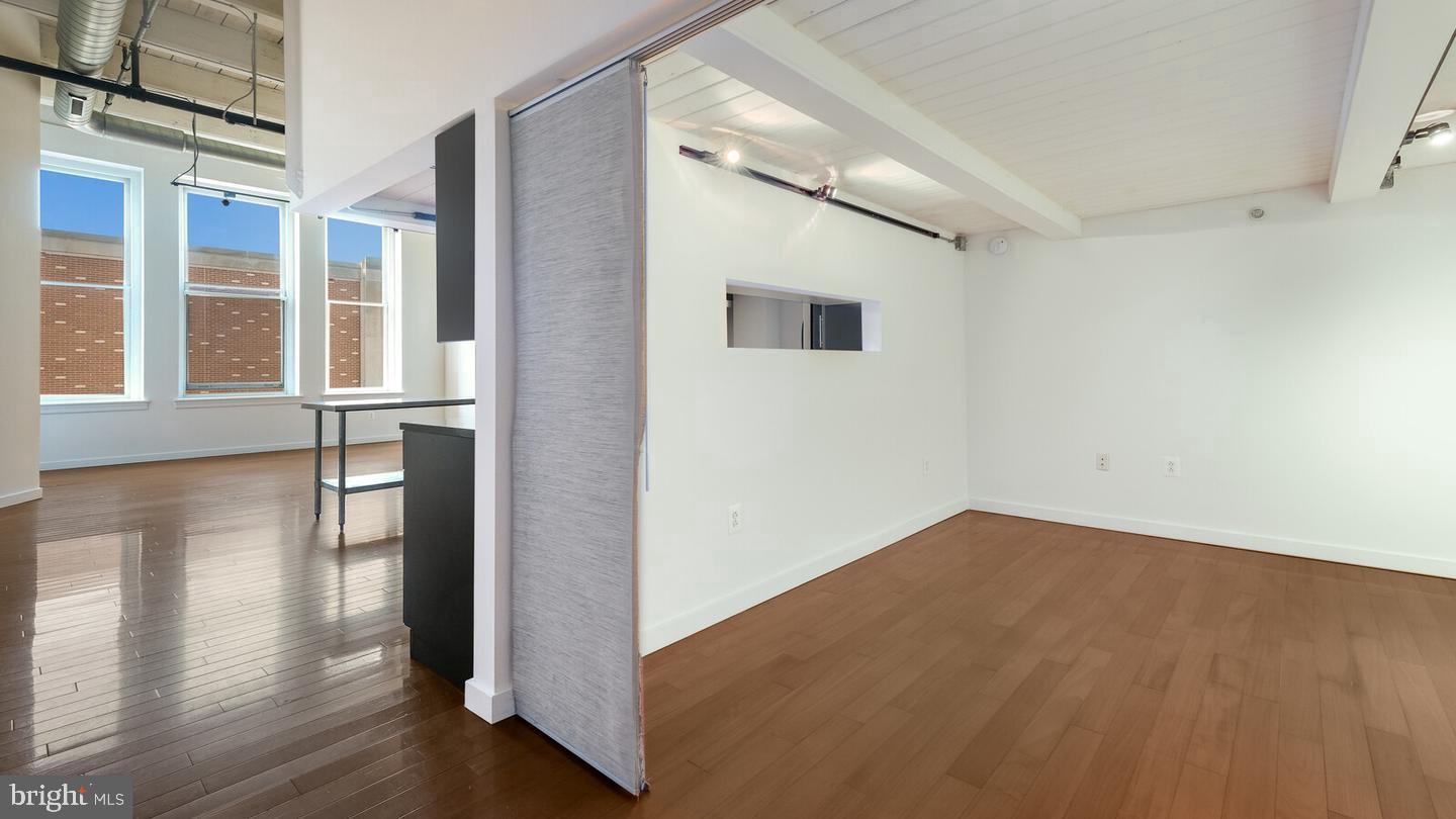 CHINATOWN - Residential