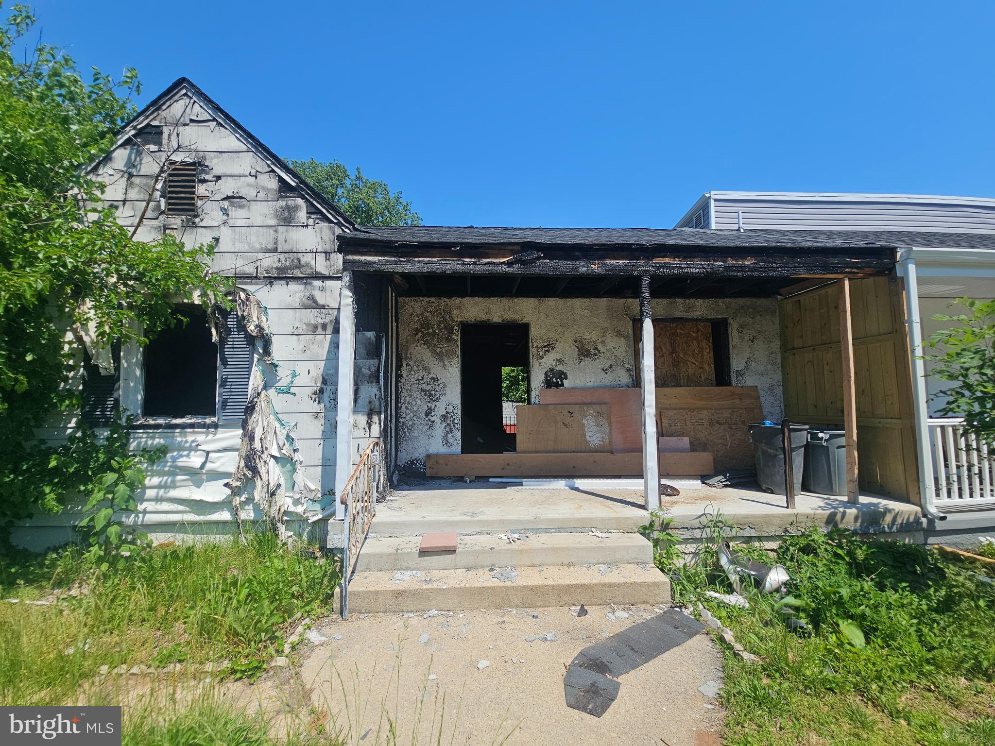ELMWOOD - Residential