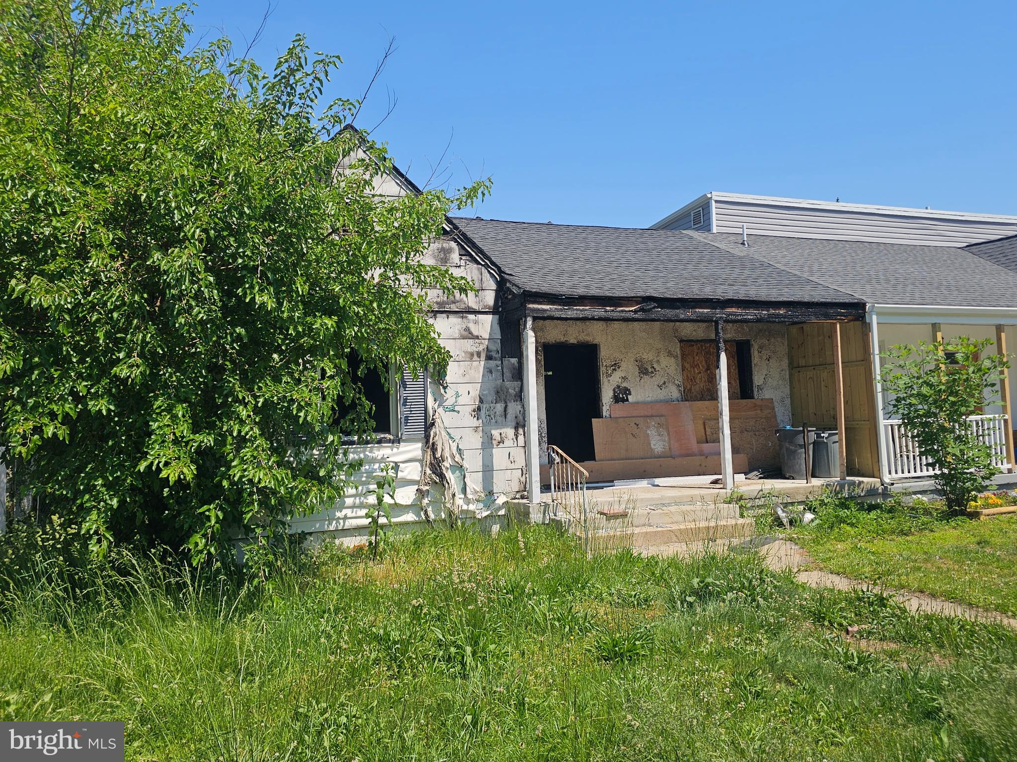 ELMWOOD - Residential