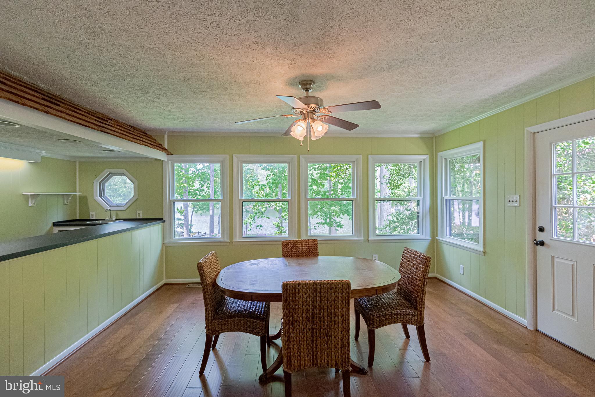 LAKE CAROLINE - Residential