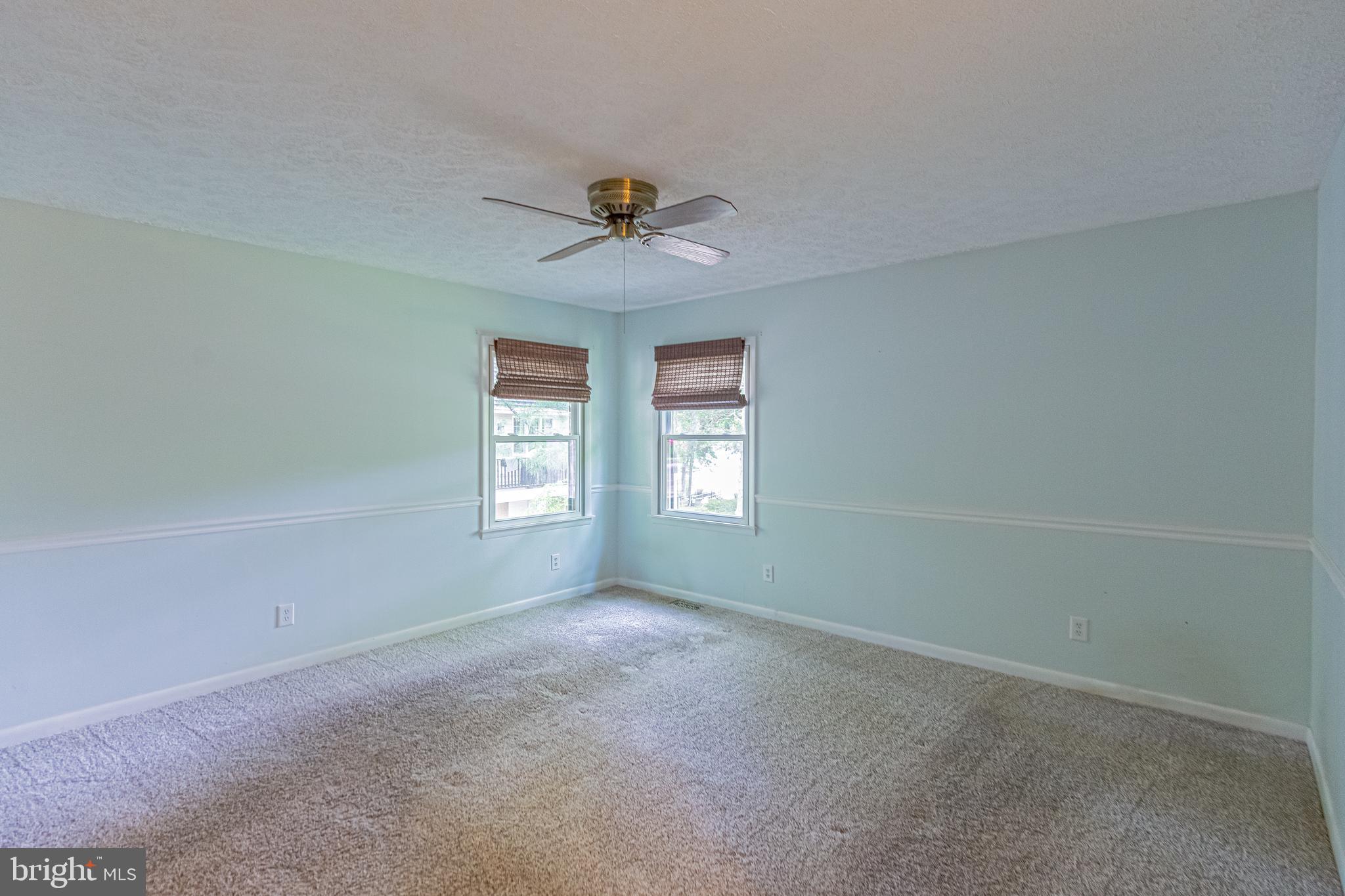 LAKE CAROLINE - Residential
