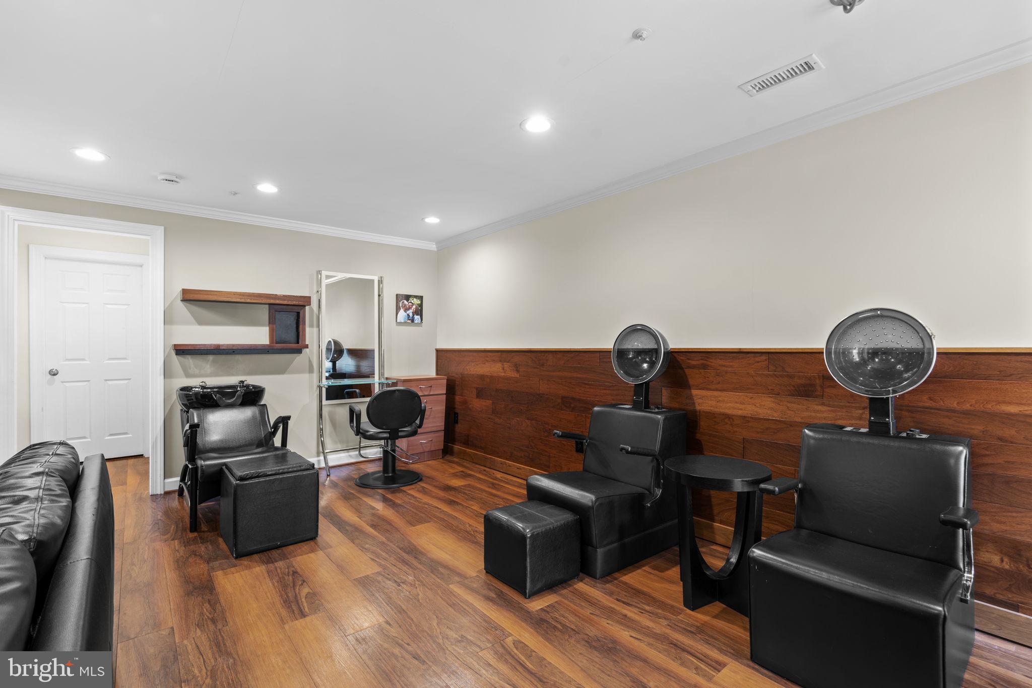 WINDGATE - Residential