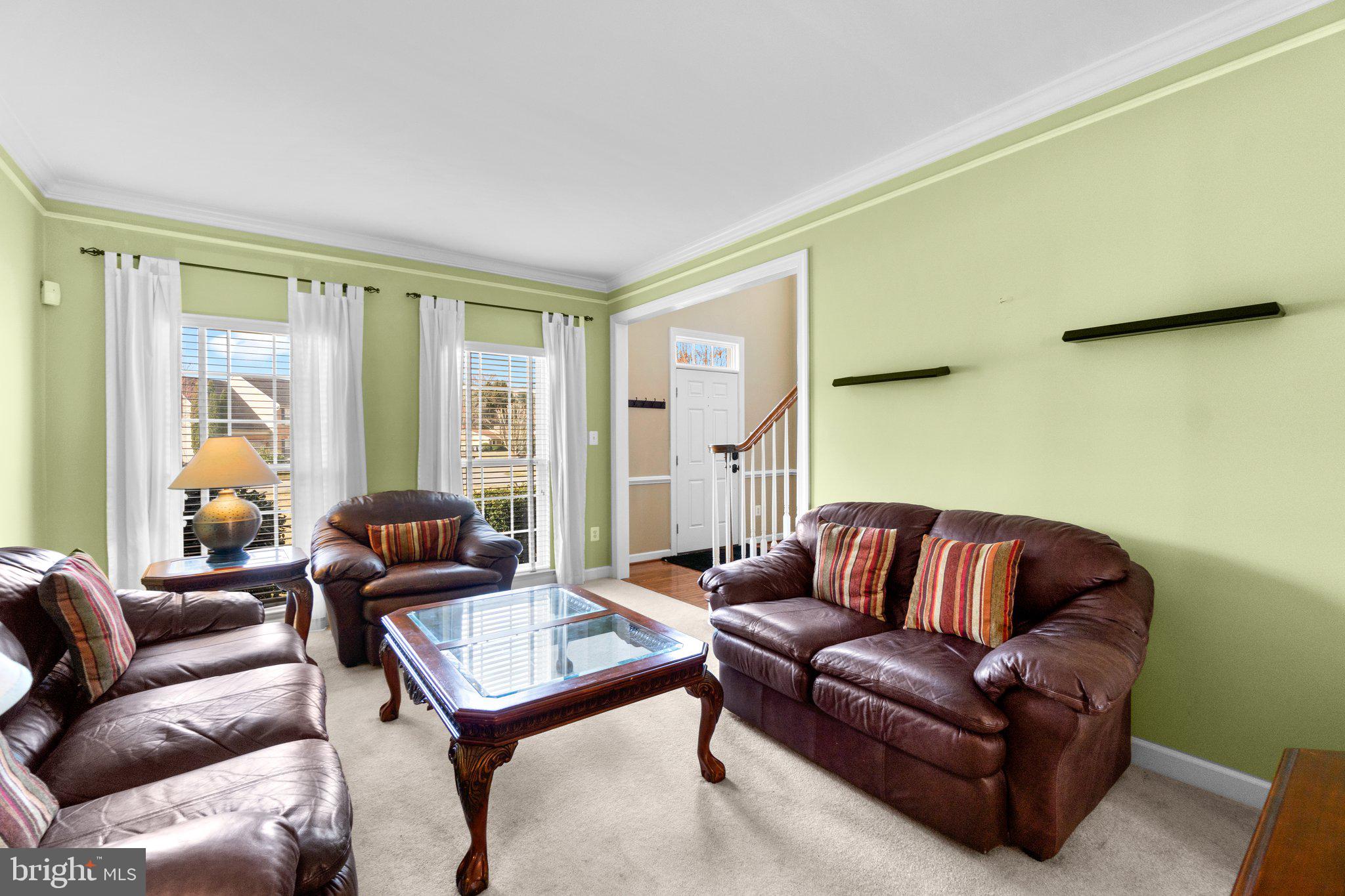 PARADISE MANOR - Residential