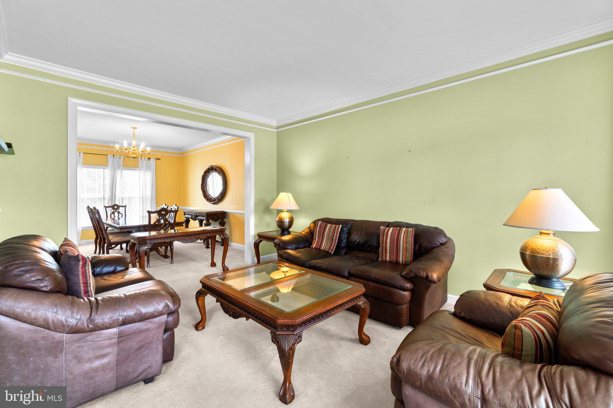 PARADISE MANOR - Residential