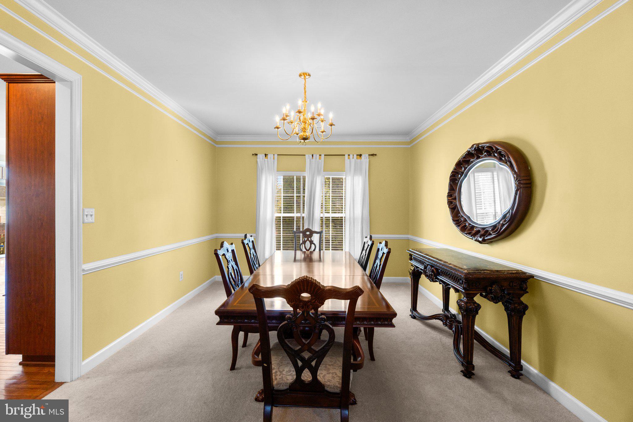 PARADISE MANOR - Residential