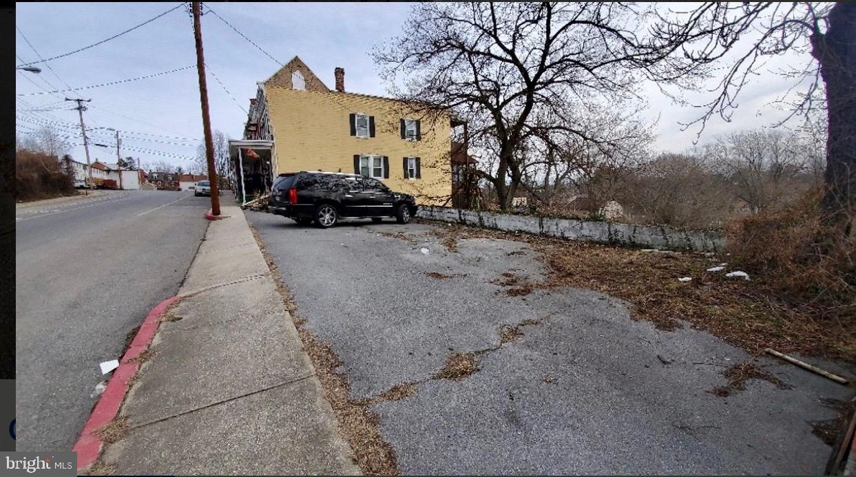 This vacant lot in Hagerstown offers potential for parking or creative use. Nestled in a residential area with RMED zoning, this lot could offer convenience for nearby properties or future projects or rental income. Buyer to verify permitted uses and utilities. Great chance to invest in a piece of Hagerstown!"
