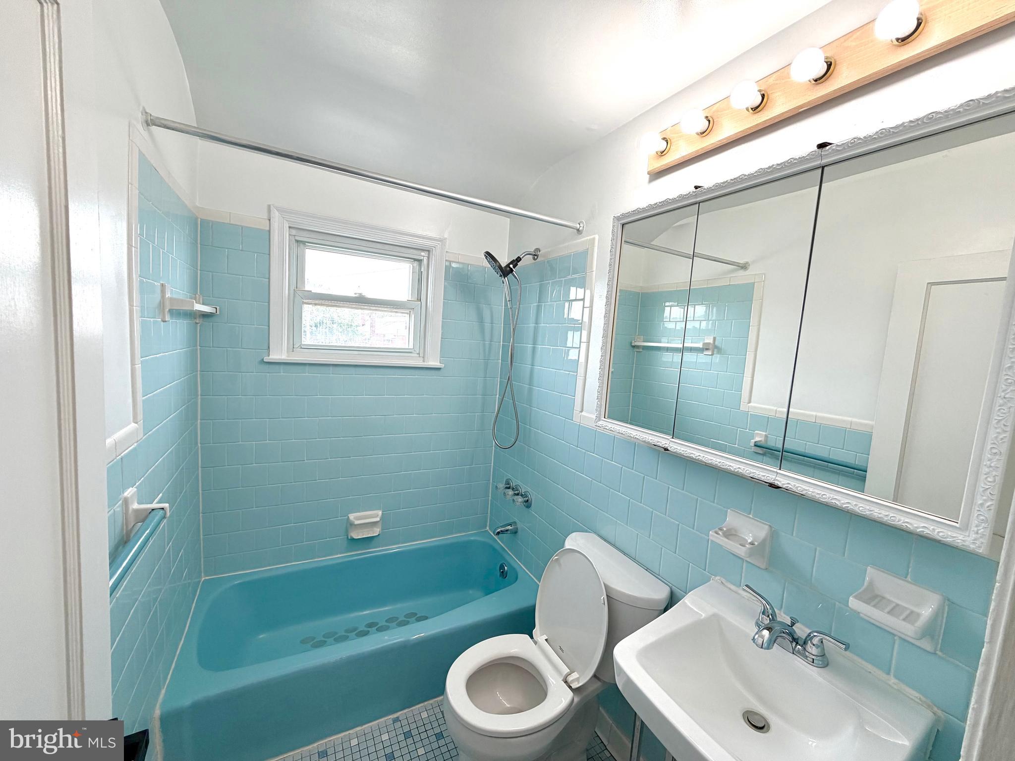 MIDDLESEX - Residential
