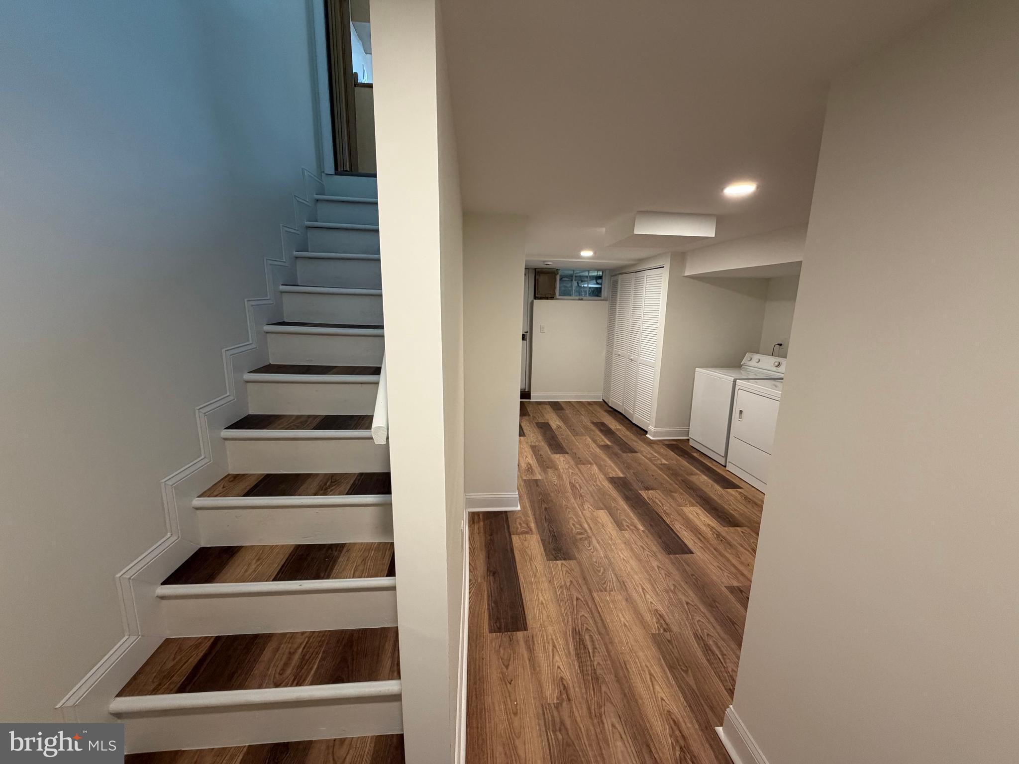 MIDDLESEX - Residential