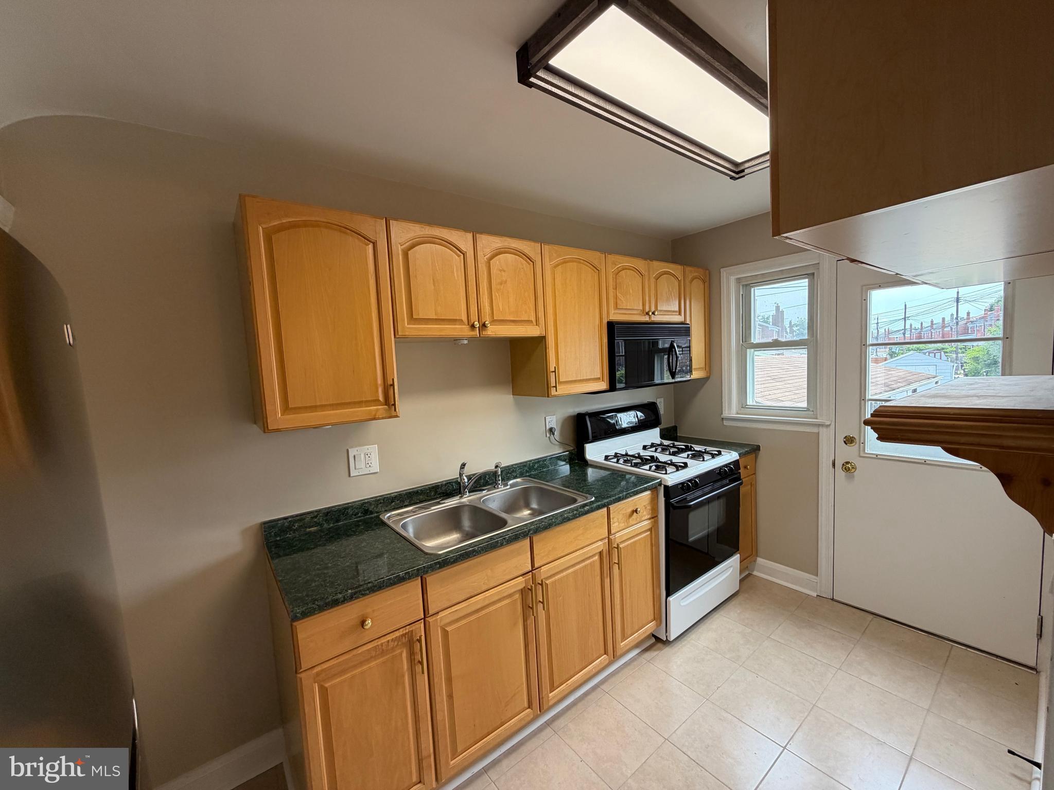 MIDDLESEX - Residential