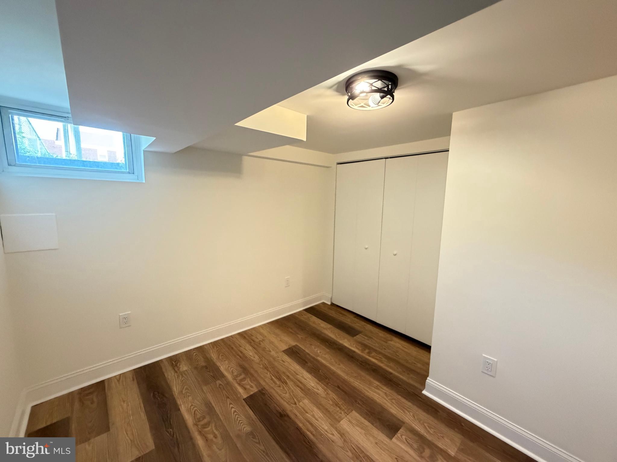 MIDDLESEX - Residential