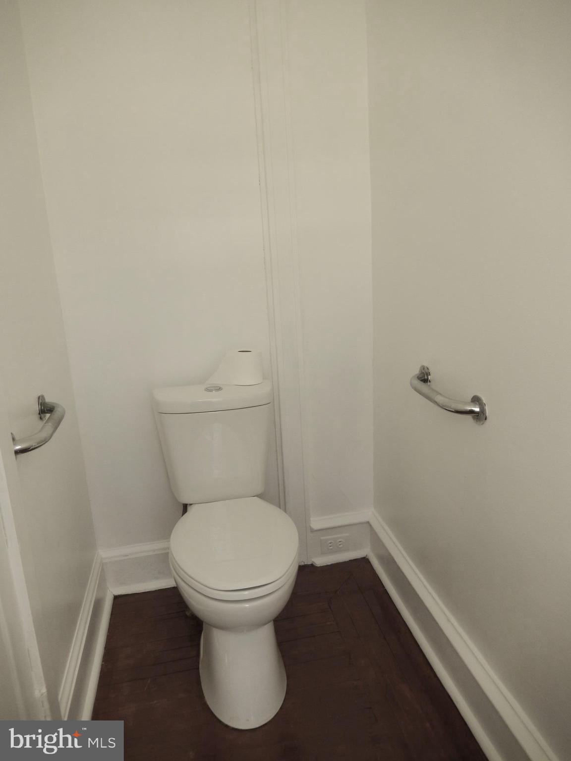 WEST OAK LANE - Residential