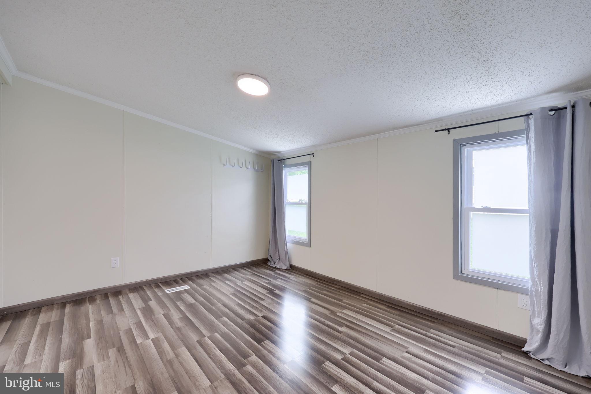 SUNSET ESTATES MHP - Residential