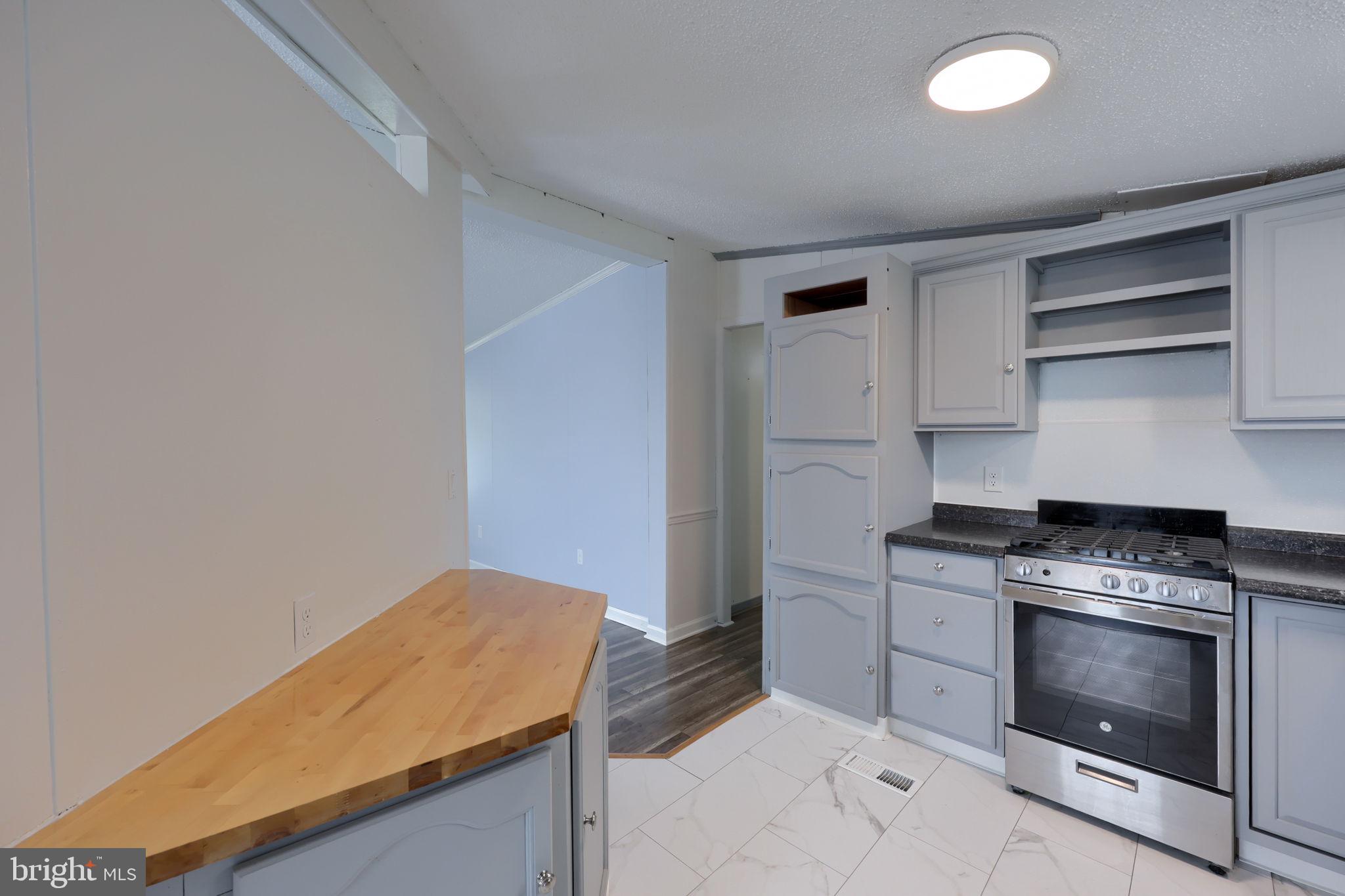SUNSET ESTATES MHP - Residential