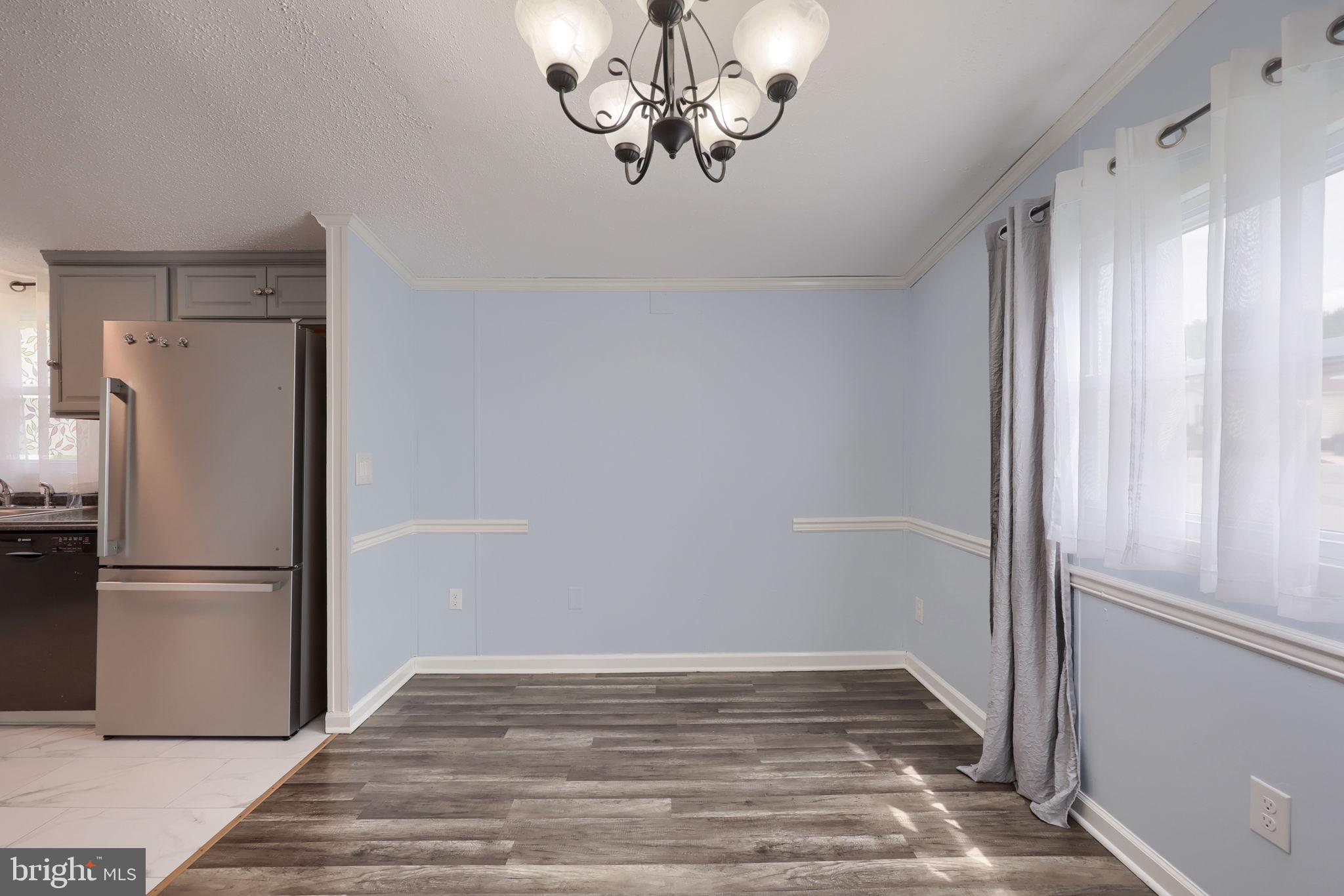 SUNSET ESTATES MHP - Residential