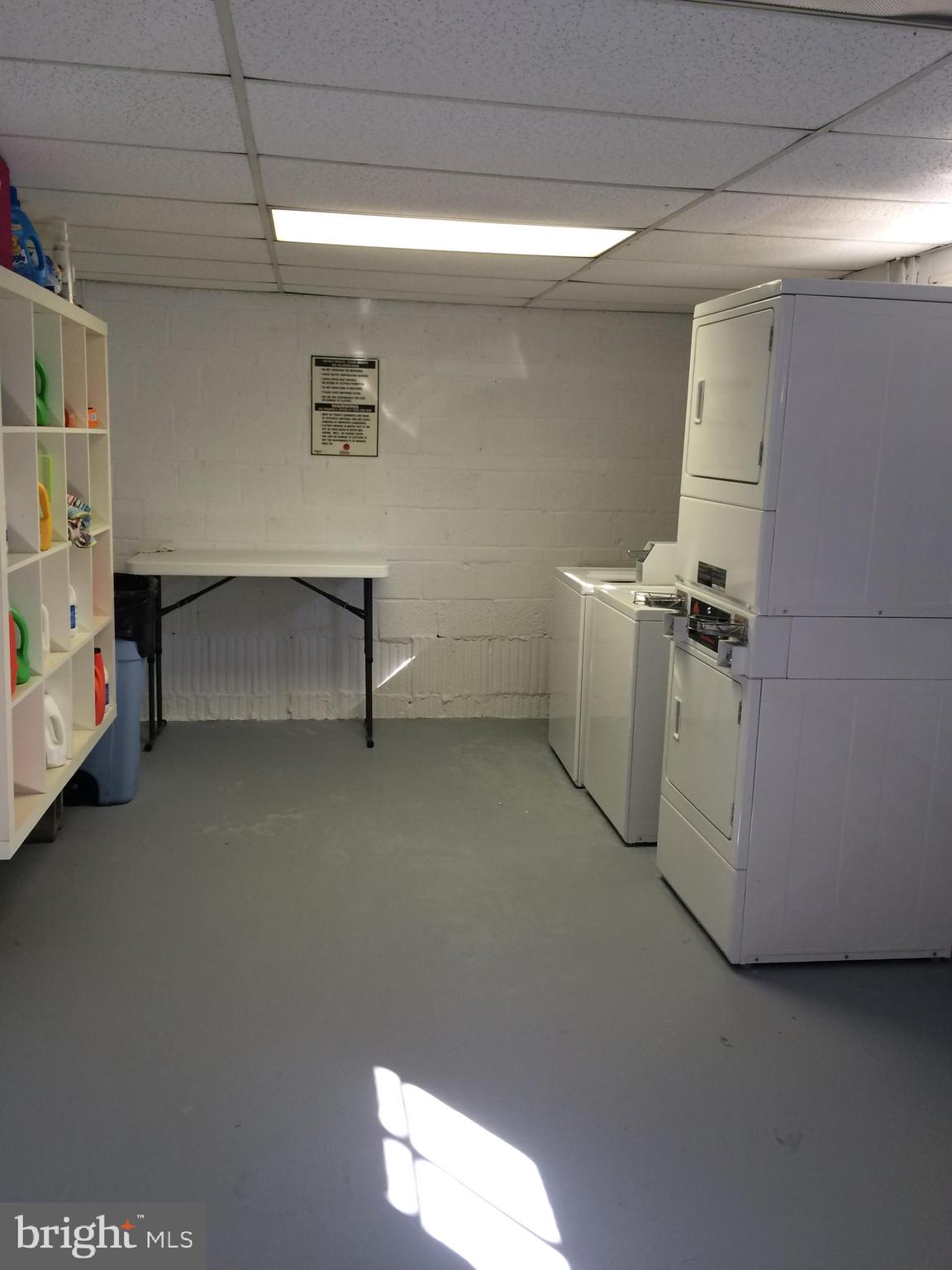 JEFFERSON WALK - Residential Lease