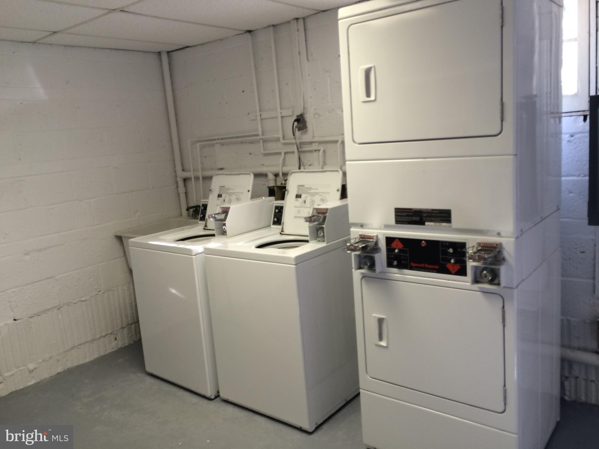 JEFFERSON WALK - Residential Lease