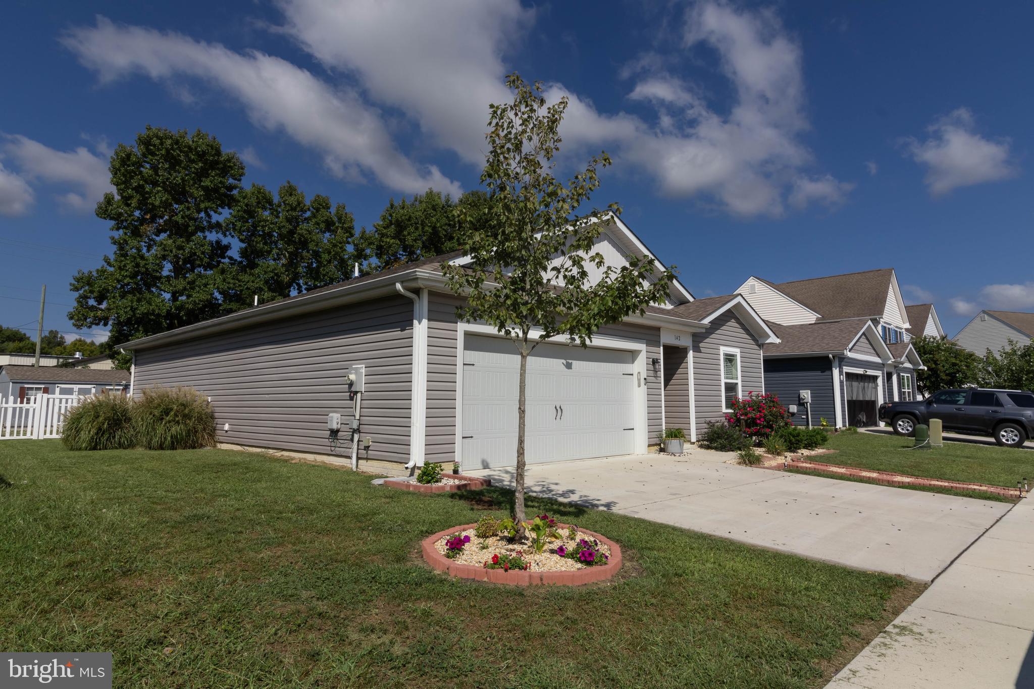 MEARFIELD - Residential