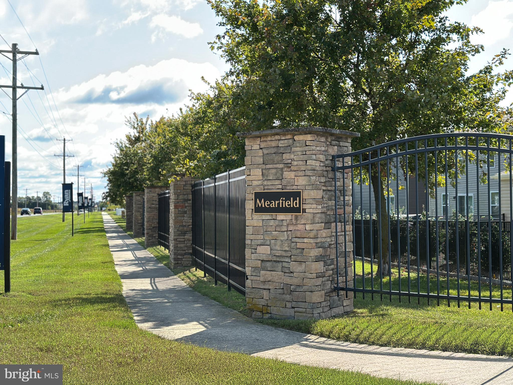 MEARFIELD - Residential
