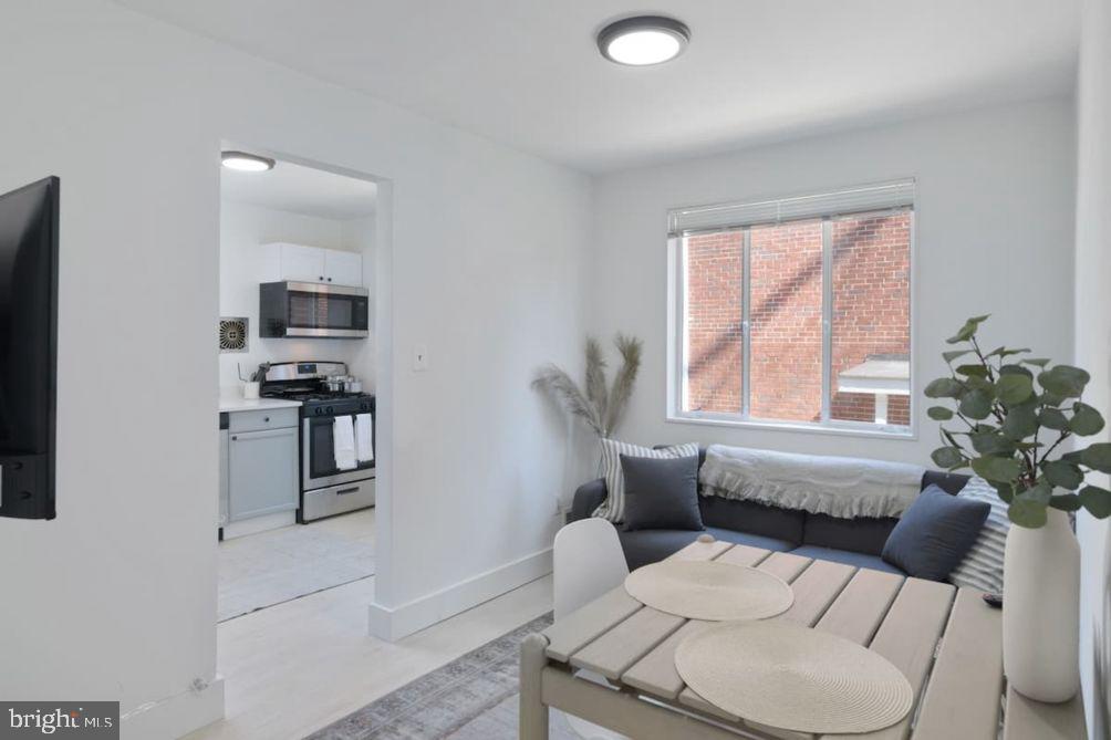 BALLSTON - Residential Income