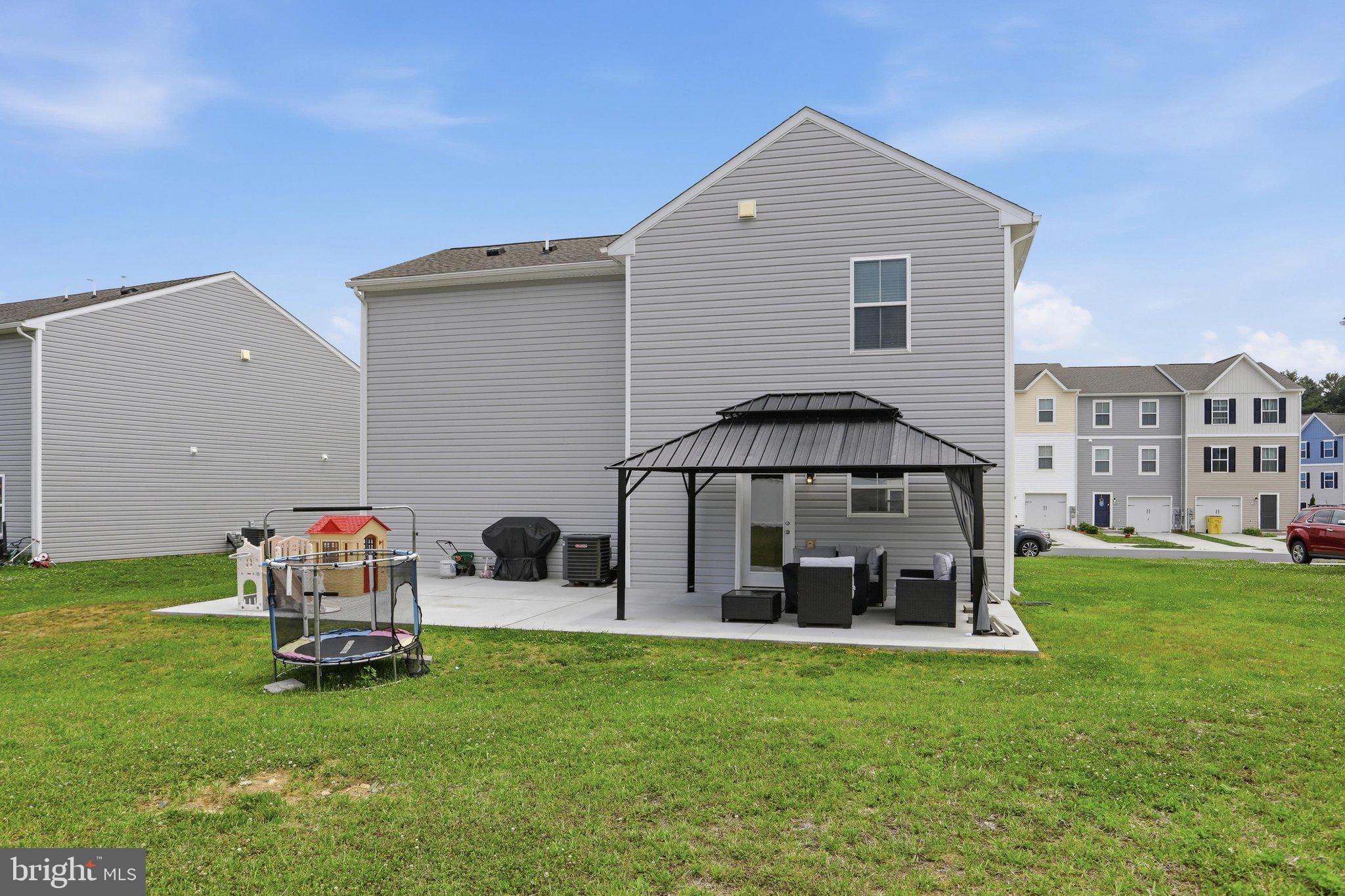 DILLON FARM - Residential