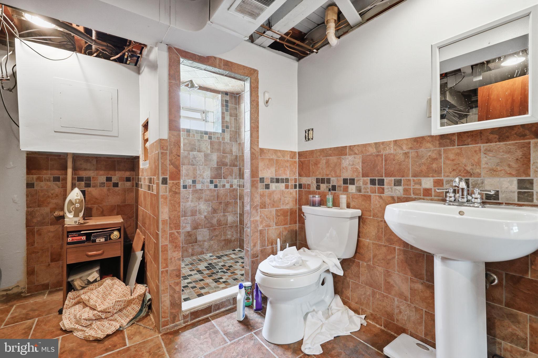 PHILADELPHIA - Residential