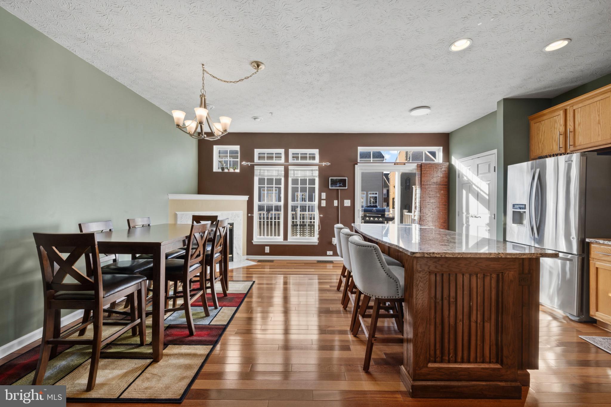 VILLAGES OF DORCHESTER - Residential