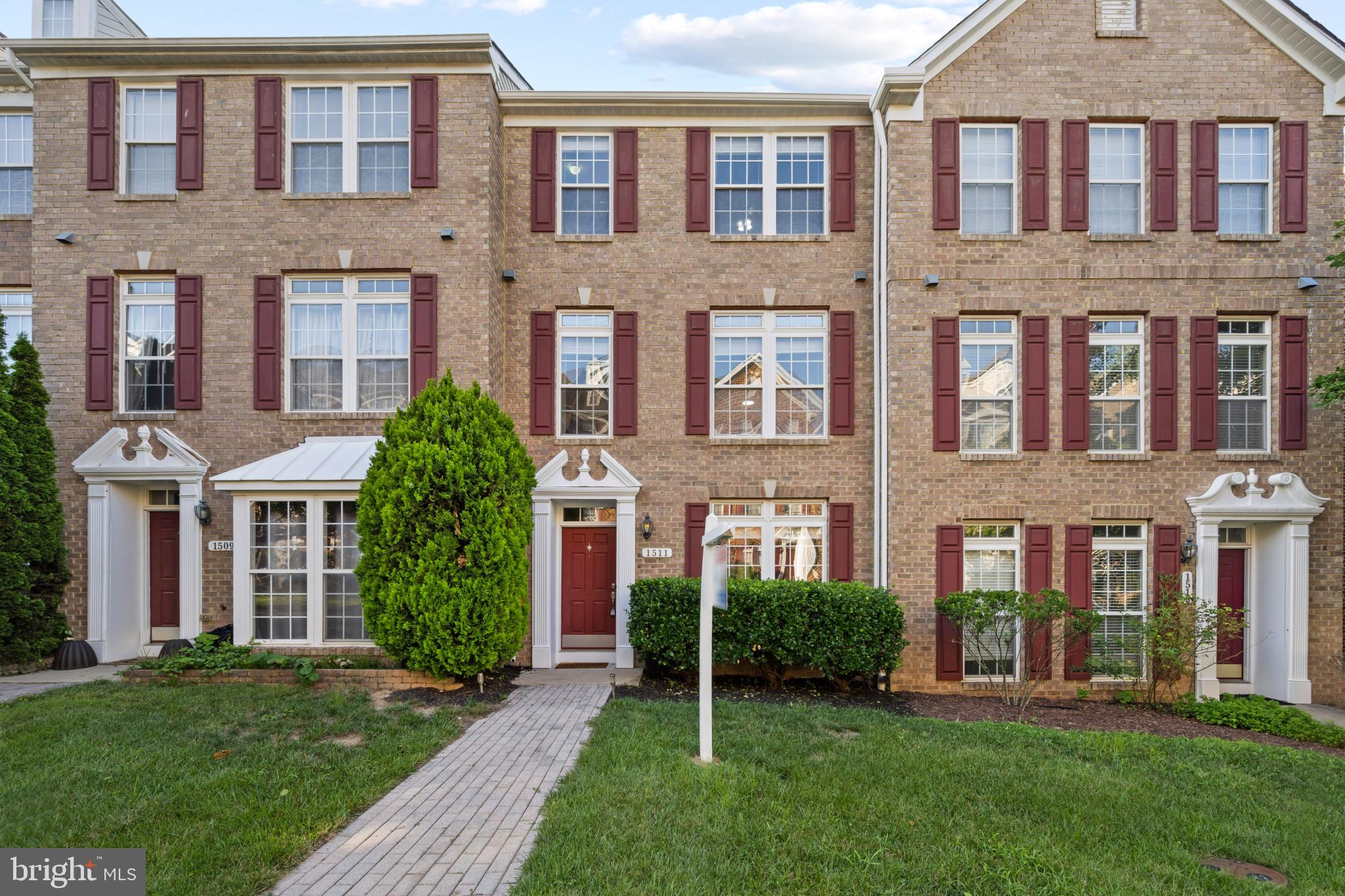 VILLAGES OF DORCHESTER - Residential