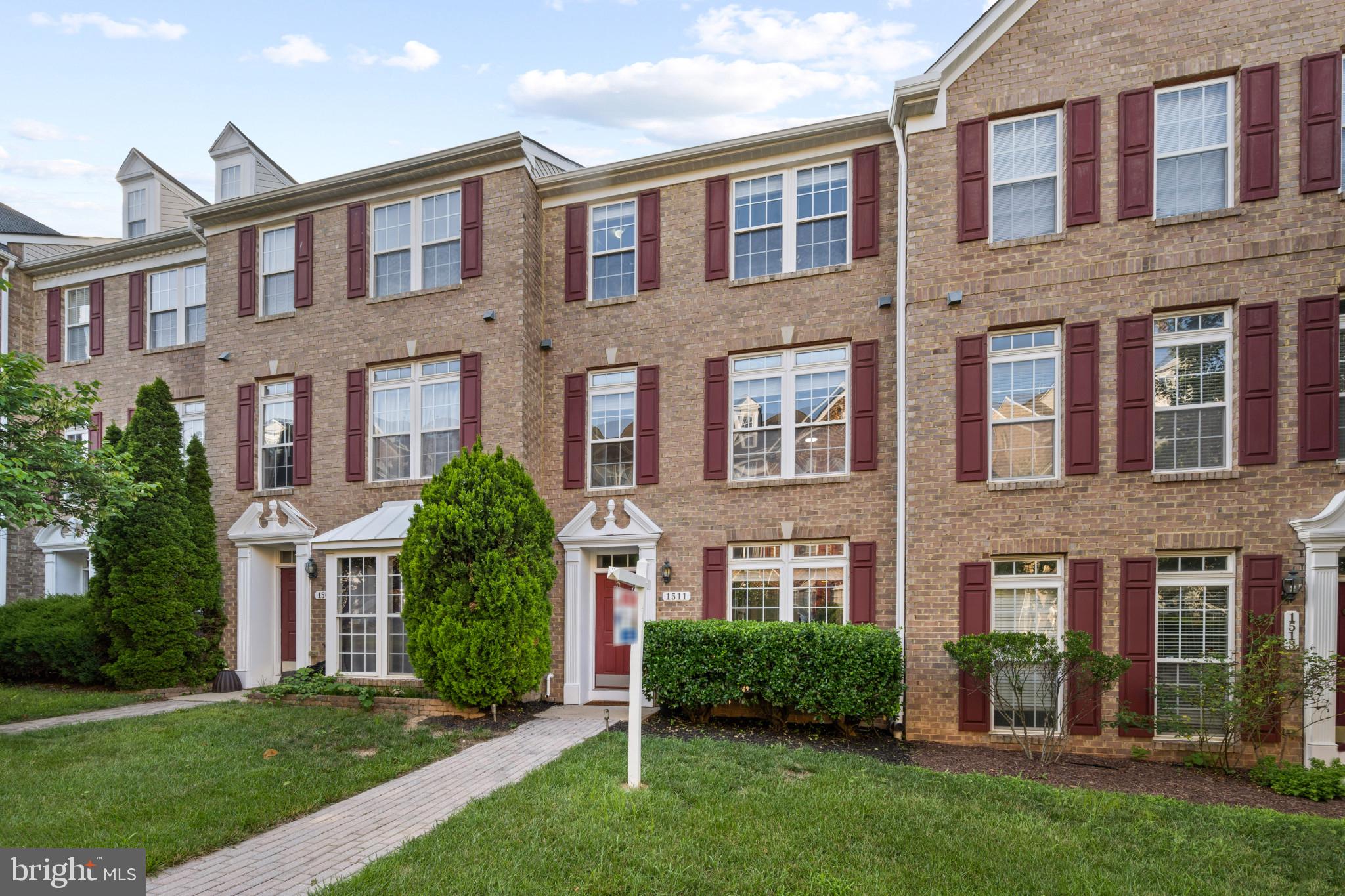 VILLAGES OF DORCHESTER - Residential