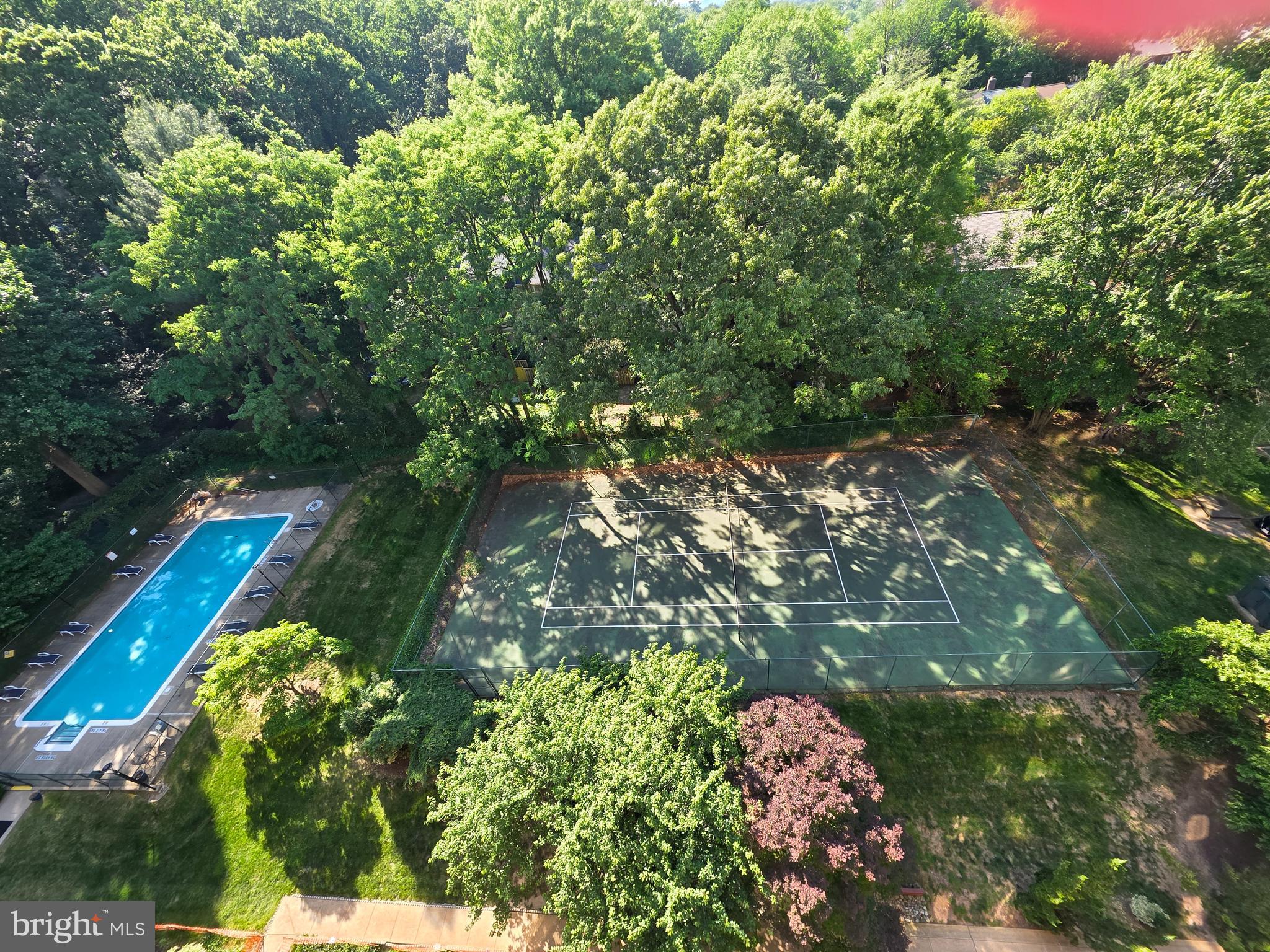 HUNTING CREEK CLUB CONDOMINIUMS - Residential