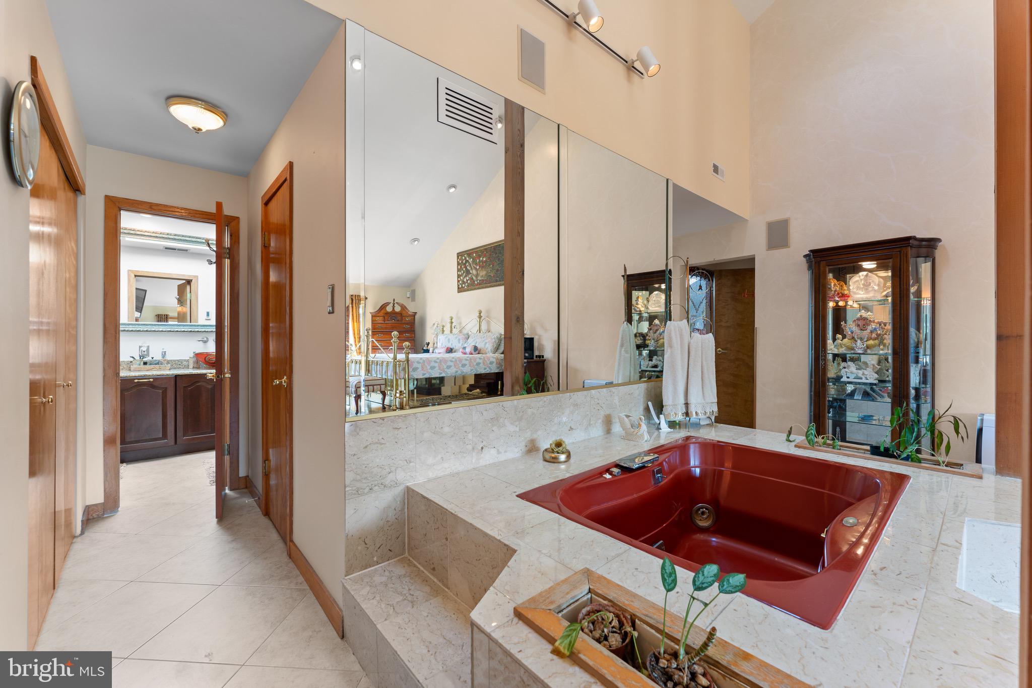LONG LANE FARMS 2 - Residential
