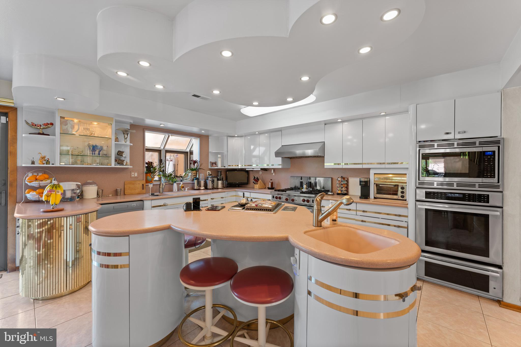 LONG LANE FARMS 2 - Residential
